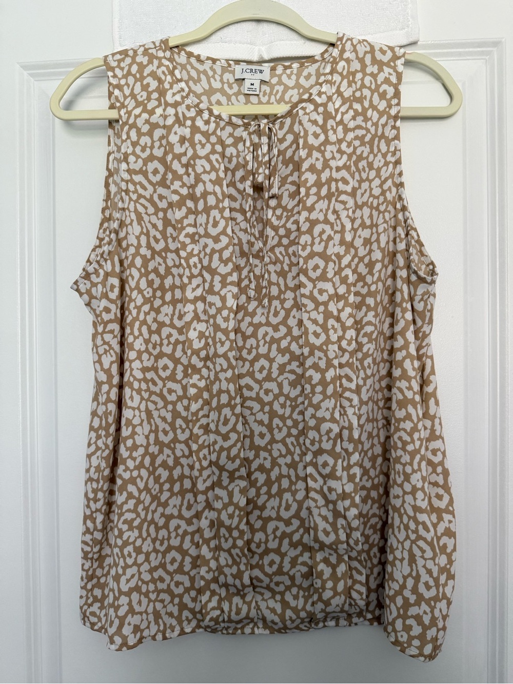 J.Crew Beige & White Leopard-Print Sleeveless Tie-Neck Camisole